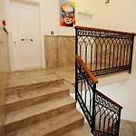 Kale Tas شقة
