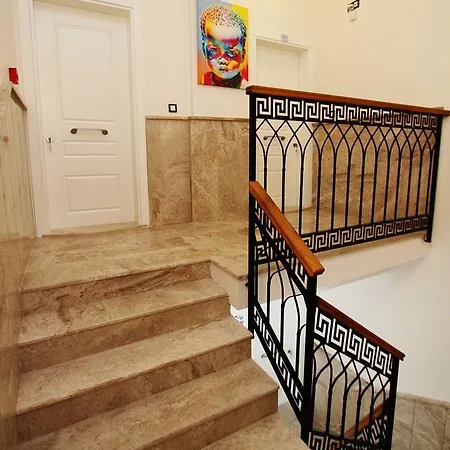 Kale Tas Apartment