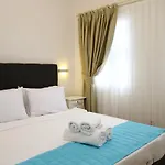Kale Tas * Çeşme