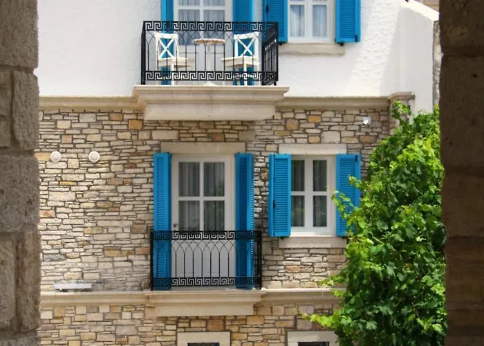 Apartman Kale Tas Çeşme