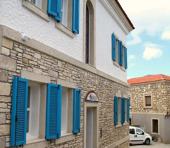 Kale Tas Apartman Çeşme