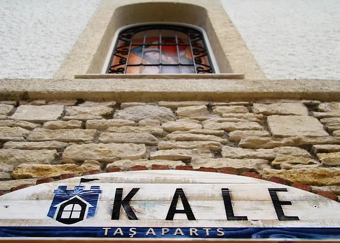 Apartman Kale Tas Çeşme