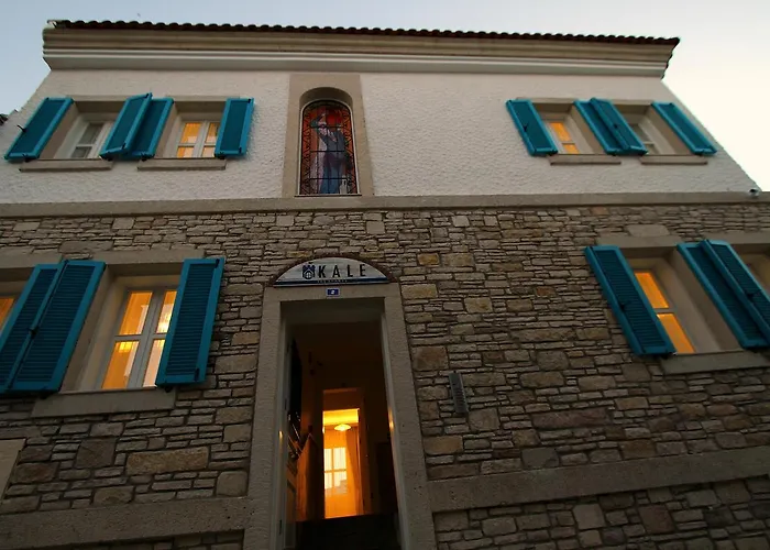 Apartman Kale Tas Çeşme